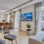 Conrad By Interhome Casa de Férias Opatija