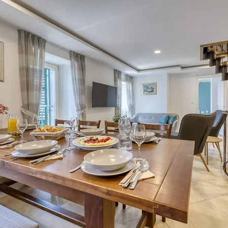 Conrad By Interhome *