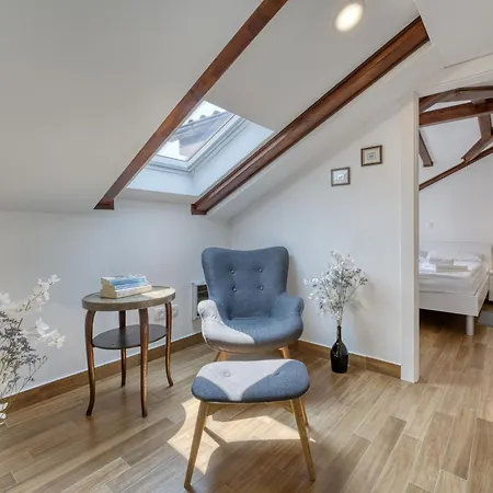 Conrad By Interhome