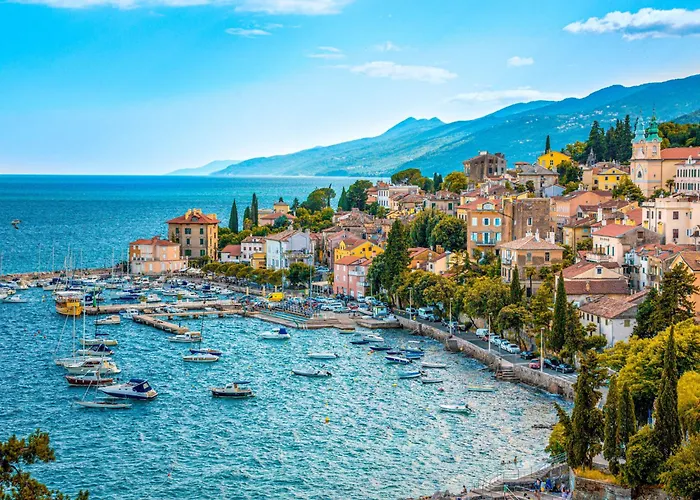 Conrad By Interhome Tatil Evi Opatija