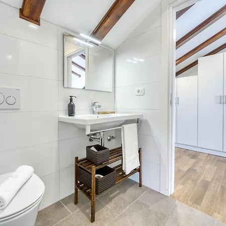 Dom wakacyjny Conrad By Interhome Opatija