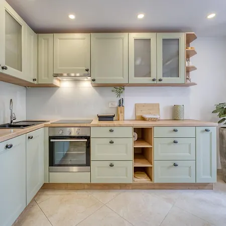 Conrad By Interhome Dom wakacyjny Opatija