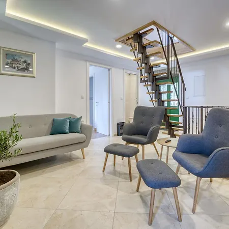Dom wakacyjny Conrad By Interhome Opatija