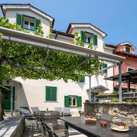 Dom wakacyjny Conrad By Interhome Opatija